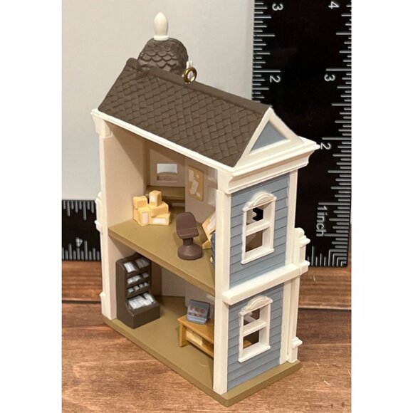 NIP 1988 HALLMARK KEEPSAKE ORNAMENT HALL BROS CARD SHOP QX401-4 - Picture 6 of 7